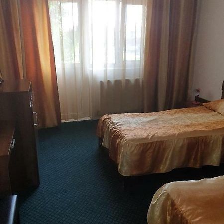 Hostel Stadion Zalău Esterno foto