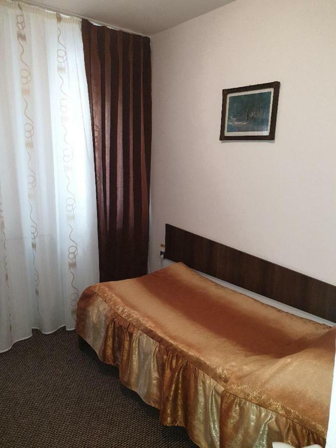 Hostel Stadion Zalău Esterno foto